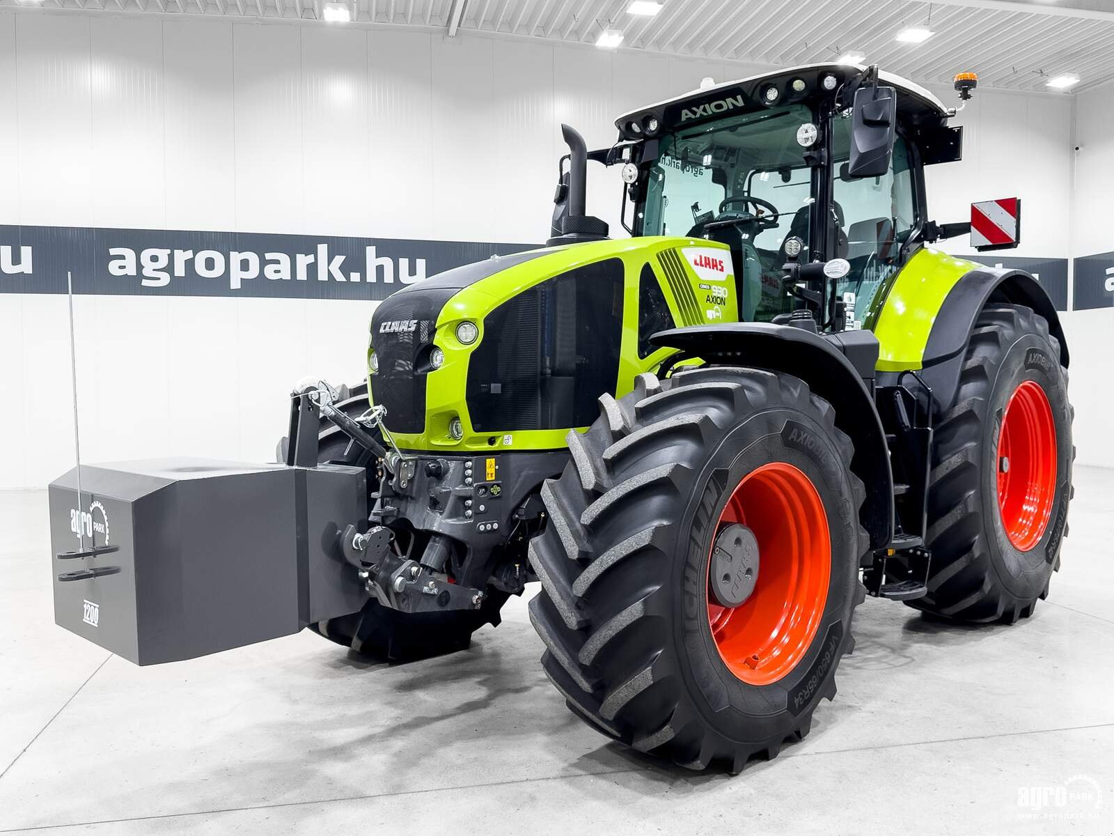 Traktor van het type CLAAS Axion 930, Gebrauchtmaschine in Csengele (Foto 1)