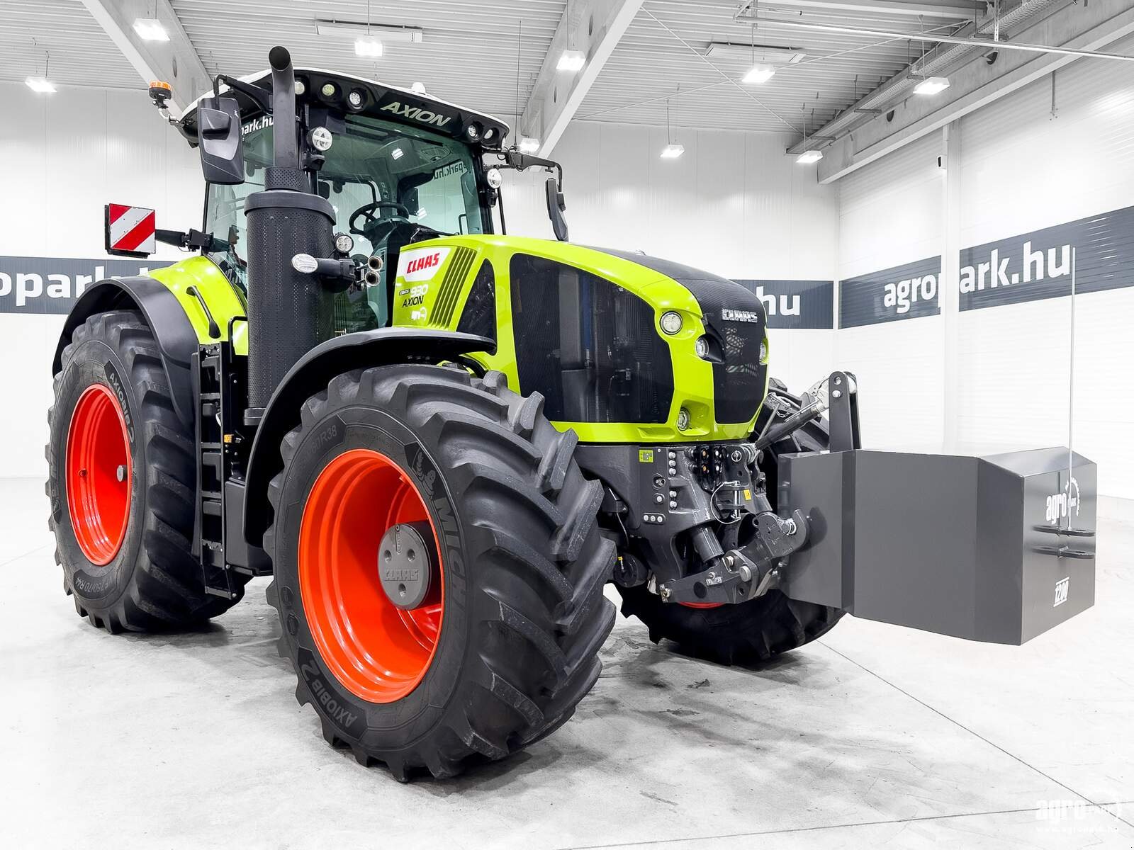 Traktor типа CLAAS Axion 930, Gebrauchtmaschine в Csengele (Фотография 2)