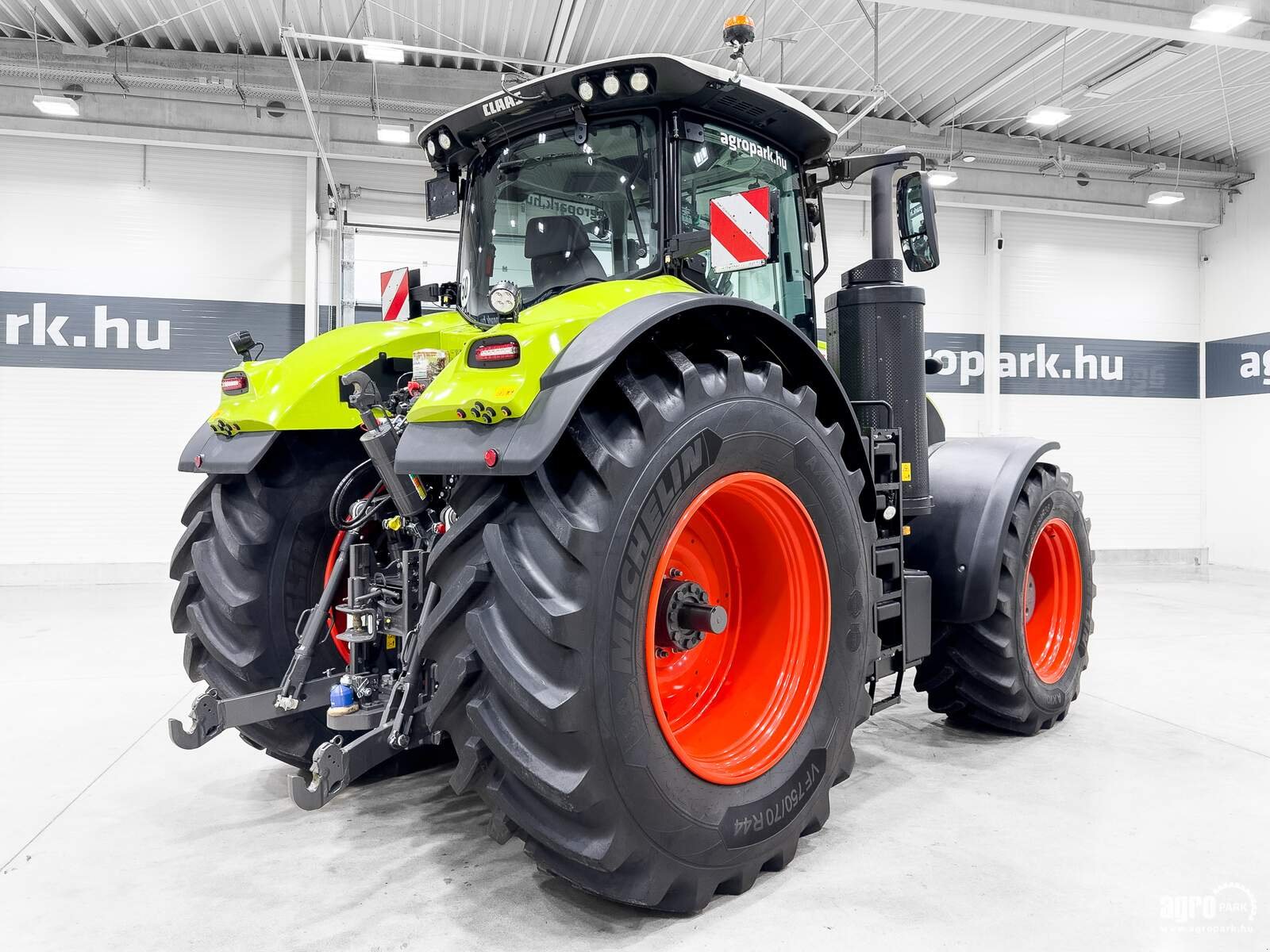 Traktor van het type CLAAS Axion 930, Gebrauchtmaschine in Csengele (Foto 3)