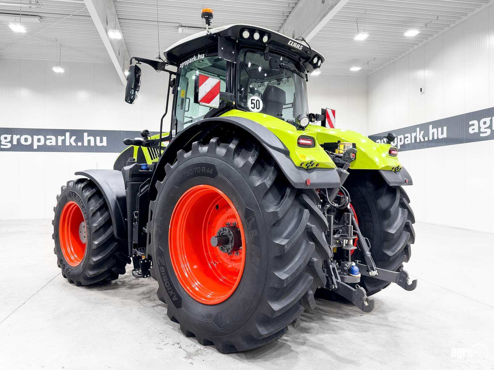 Traktor van het type CLAAS Axion 930, Gebrauchtmaschine in Csengele (Foto 4)