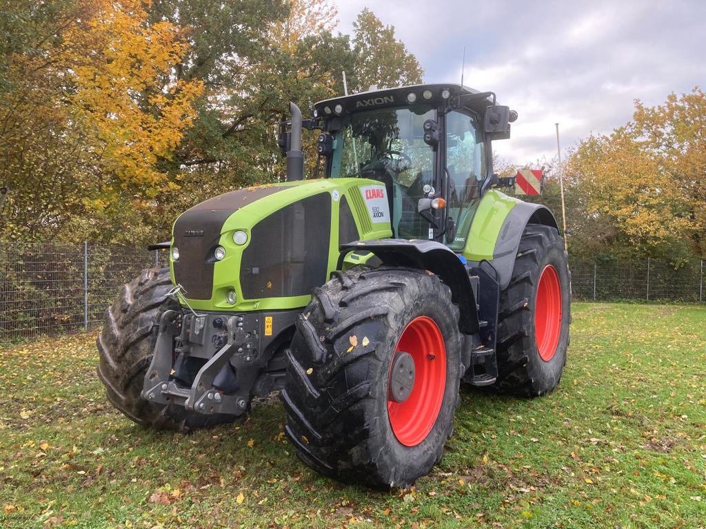 Traktor des Typs CLAAS Axion 930, Gebrauchtmaschine in Eutin (Bild 2)