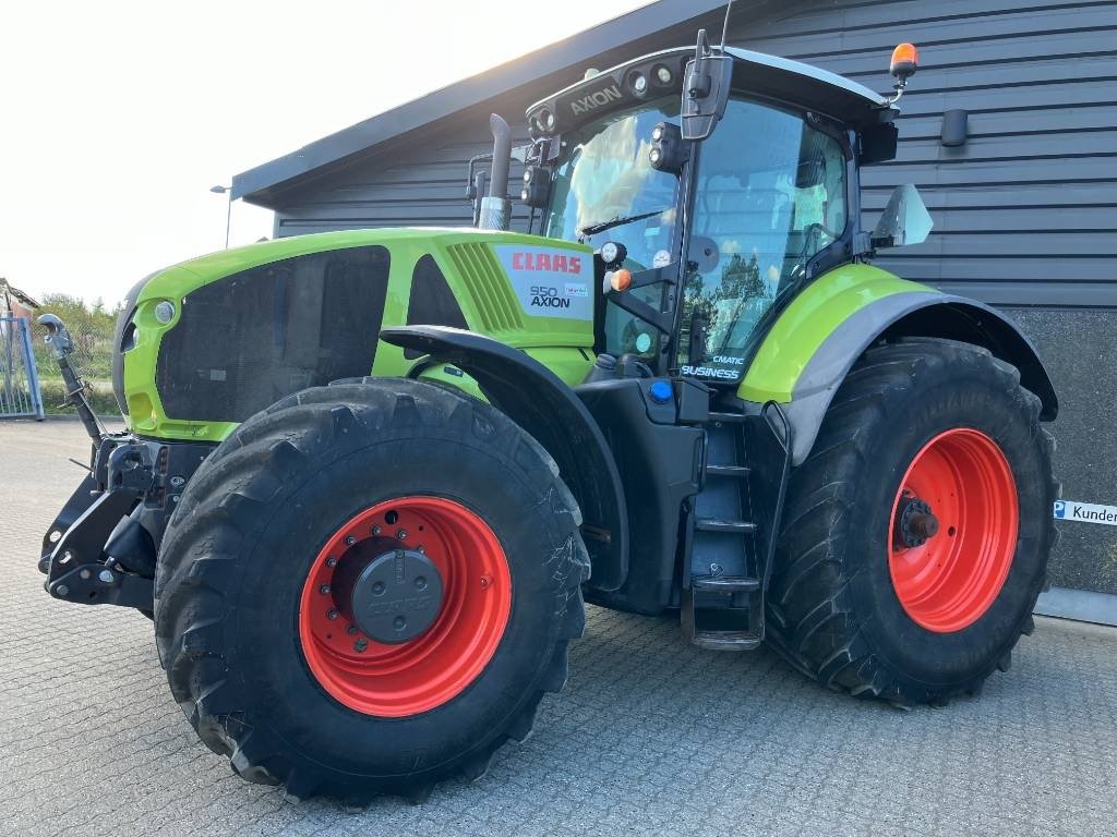 Traktor van het type CLAAS AXION 950 CMATIC CEBIS, Gebrauchtmaschine in Brønderslev (Foto 1)