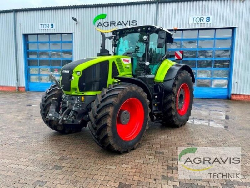 Traktor of the type CLAAS AXION 960 CMATIC CEBIS, Gebrauchtmaschine in Meppen (Picture 1)