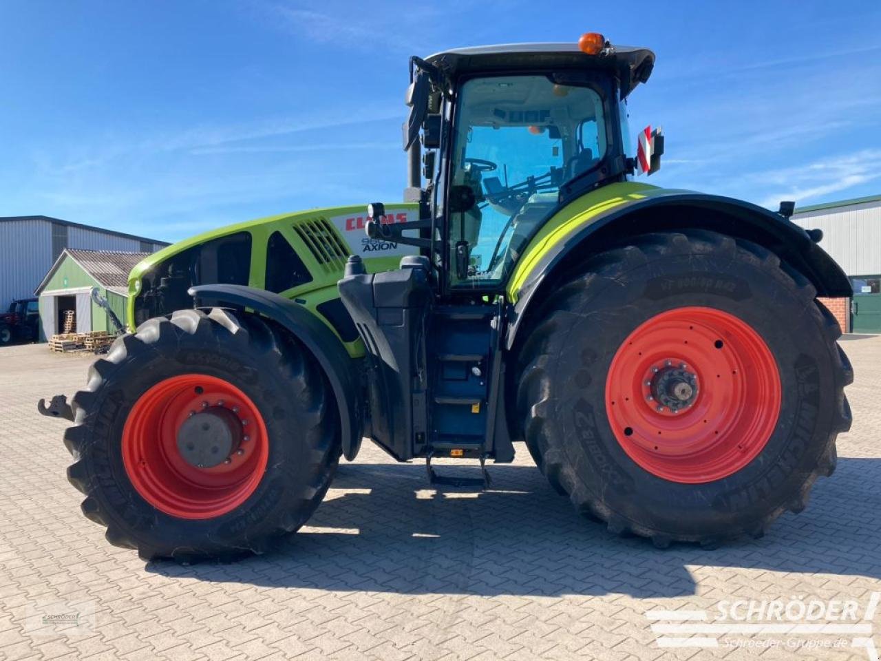 Traktor типа CLAAS AXION 960 CMATIC + MAXICARE +  RTK, Gebrauchtmaschine в Wildeshausen (Фотография 3)