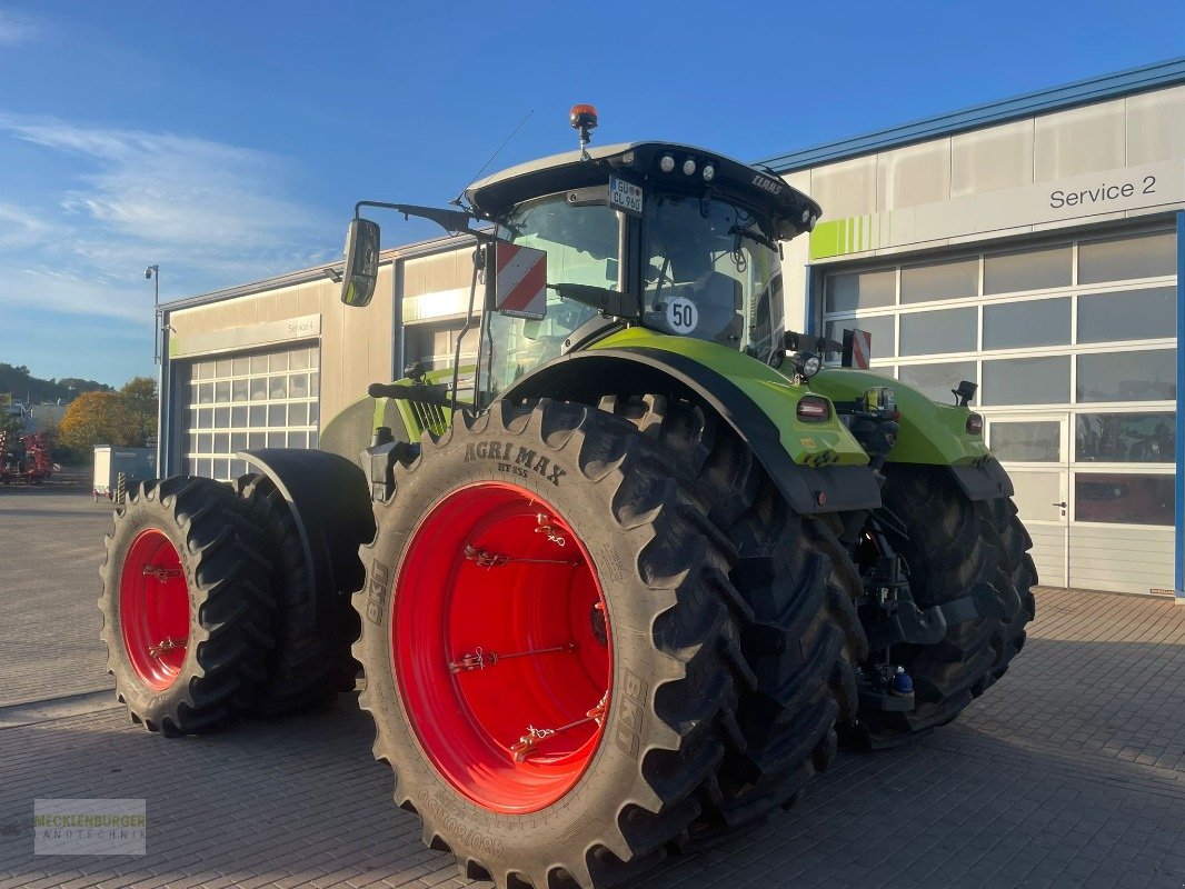 Traktor des Typs CLAAS Axion 960 **Vorführer**, Gebrauchtmaschine in Mühlengeez (Bild 3)