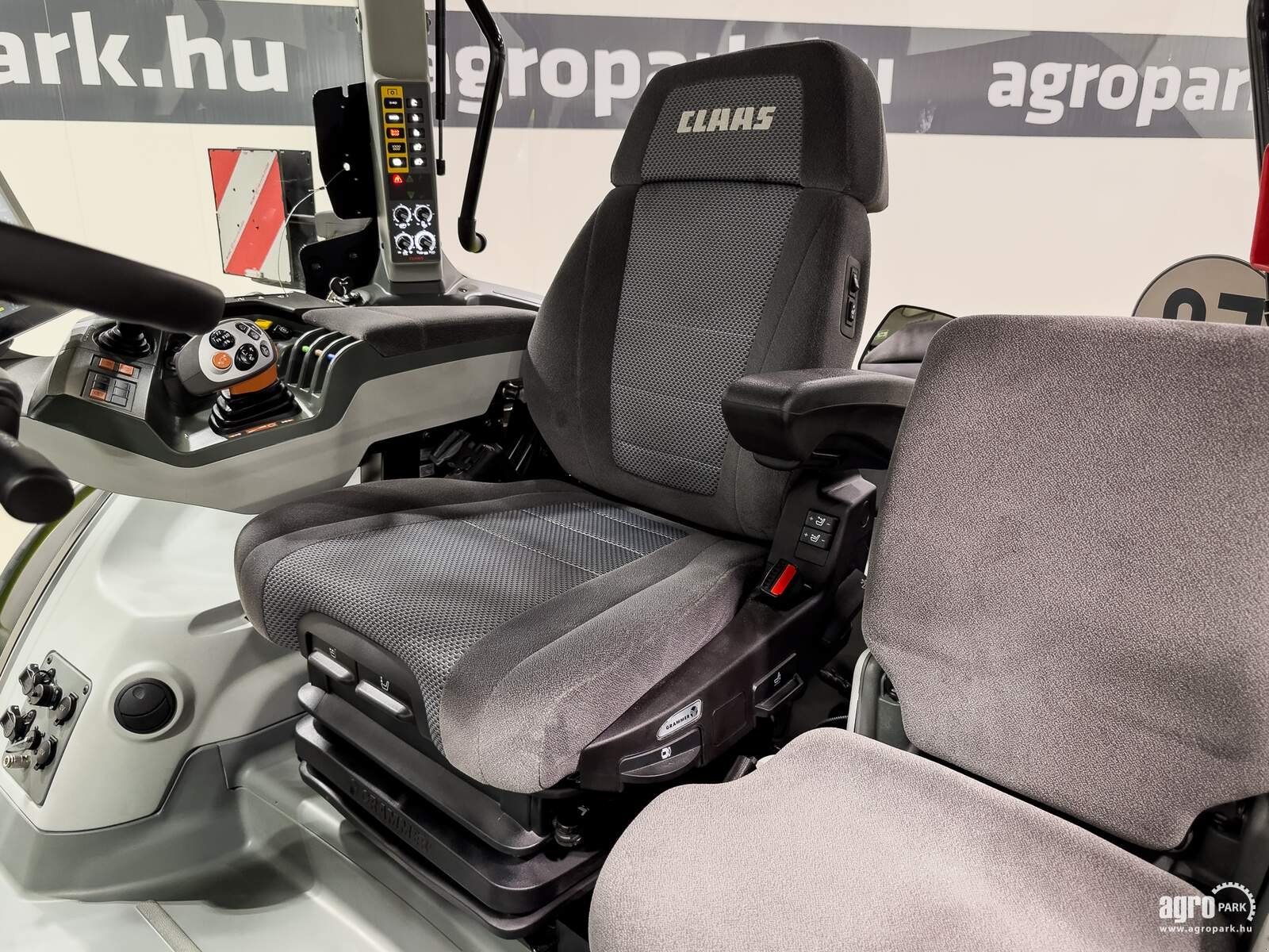 Traktor Türe ait CLAAS Axion 960, Gebrauchtmaschine içinde Csengele (resim 11)