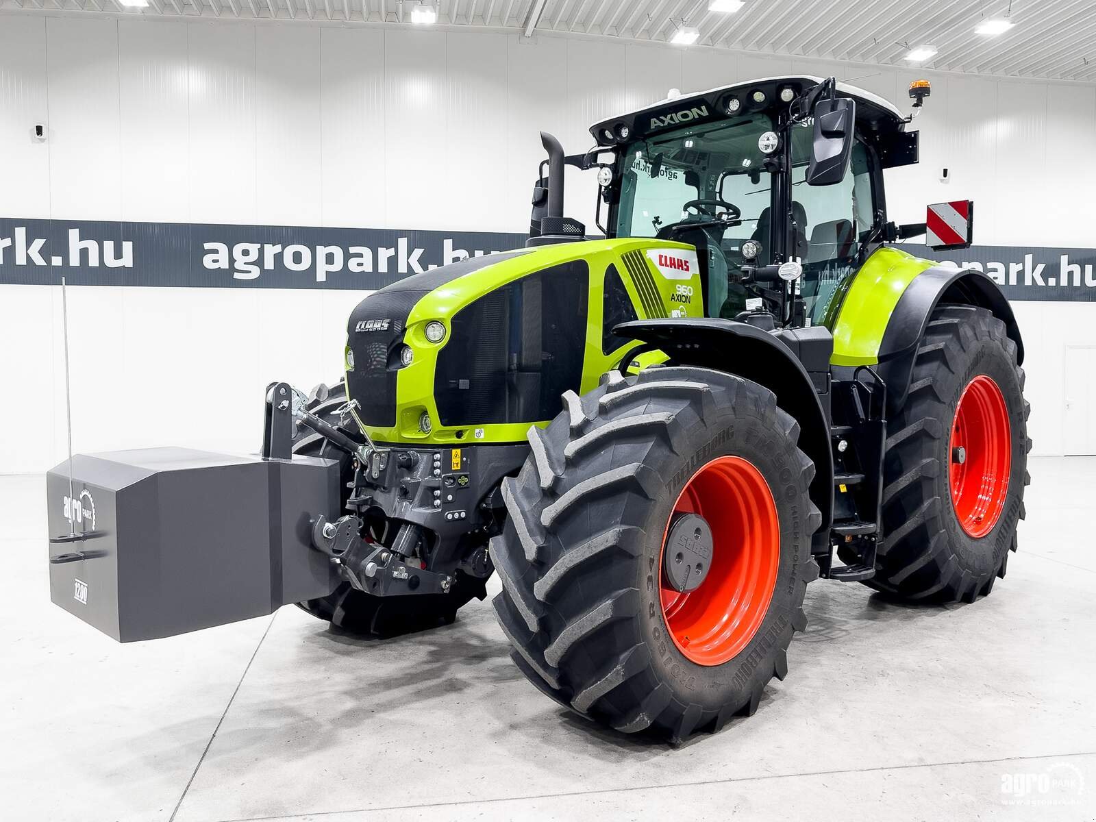 Traktor des Typs CLAAS Axion 960, Gebrauchtmaschine in Csengele (Bild 1)