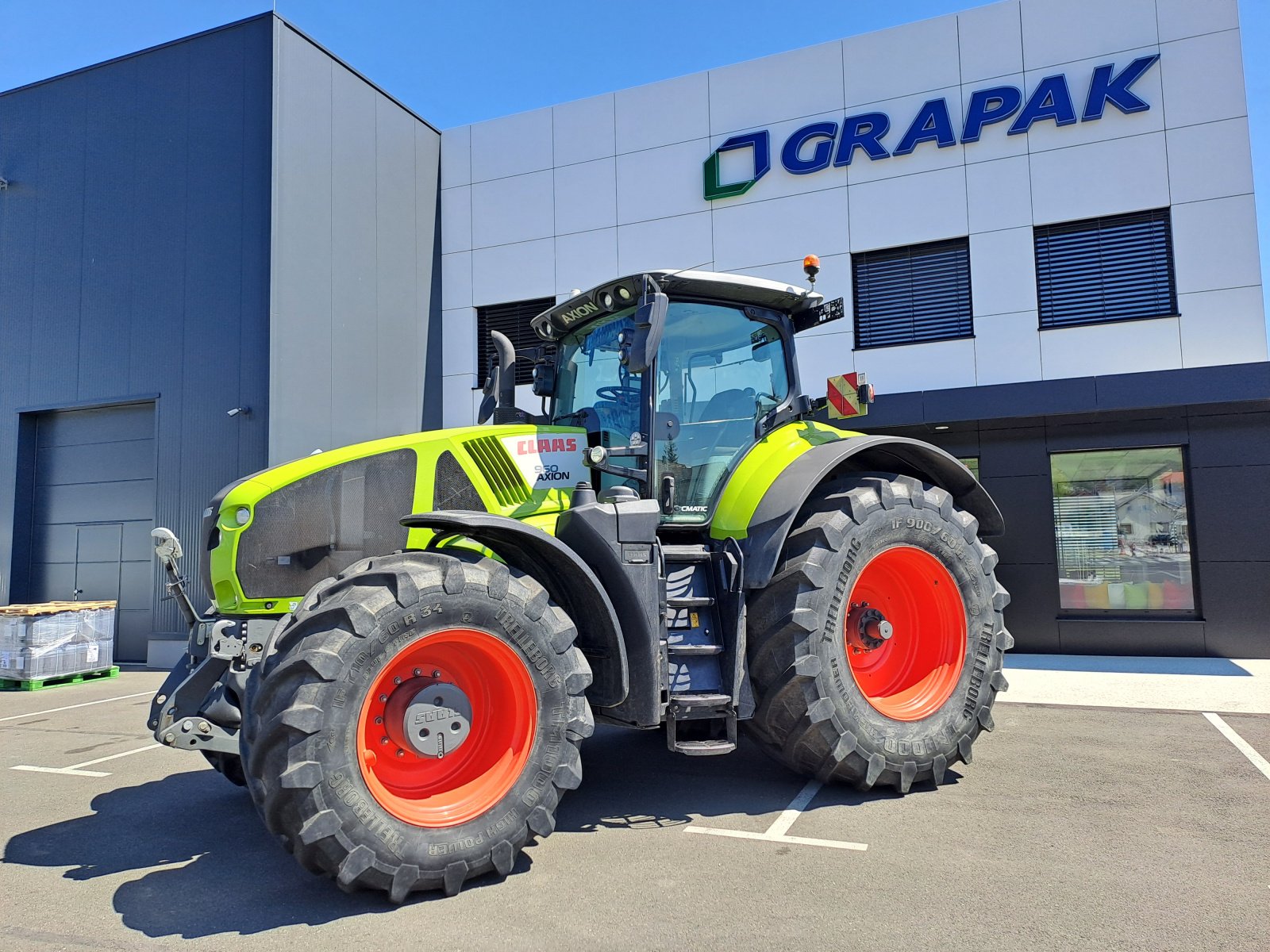 Traktor van het type CLAAS Axion 960, Gebrauchtmaschine in Naklo (Foto 7)