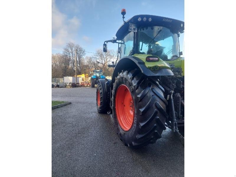 Traktor typu CLAAS AXION800, Gebrauchtmaschine v PLUMELEC (Obrázok 2)