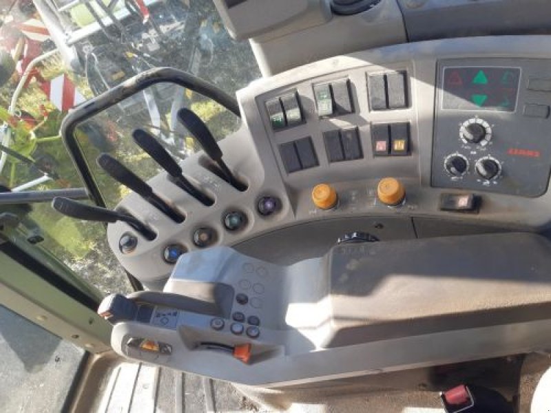 Traktor tipa CLAAS AXION810CIS, Gebrauchtmaschine u VELAINES (Slika 3)