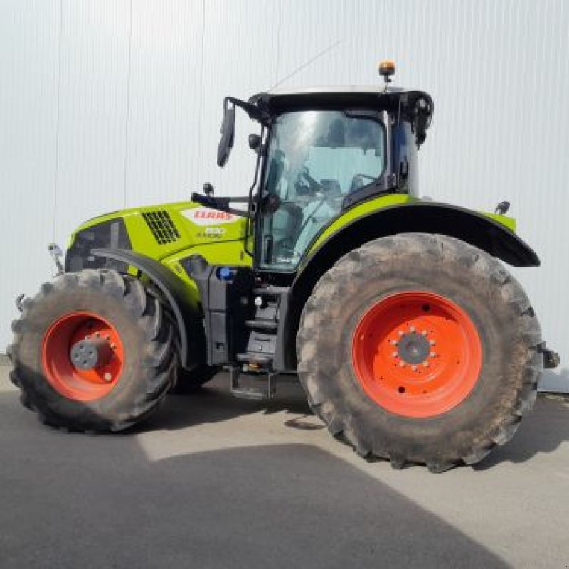 Traktor van het type CLAAS AXION830CMAT, Gebrauchtmaschine in Belleville sur Meuse (Foto 1)