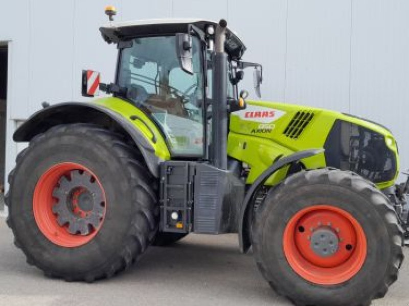 Traktor от тип CLAAS AXION850CIS, Gebrauchtmaschine в Belleville sur Meuse (Снимка 1)