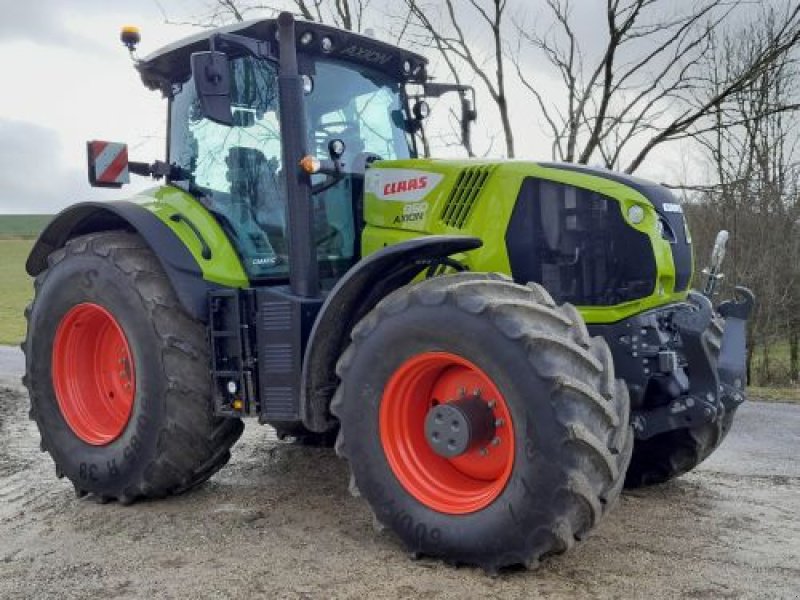 Traktor типа CLAAS AXION850CMAT, Gebrauchtmaschine в VELAINES (Фотография 3)