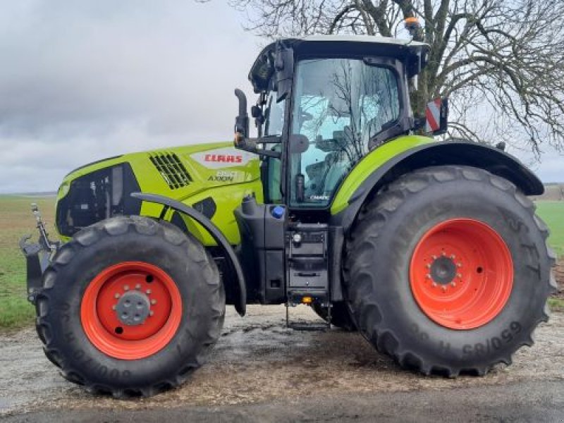 Traktor typu CLAAS AXION850CMAT, Gebrauchtmaschine v VELAINES (Obrázok 1)