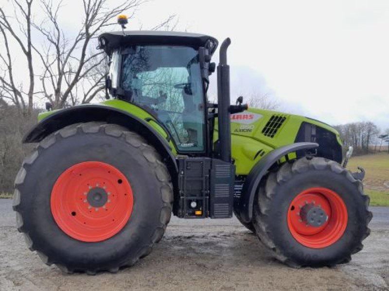 Traktor van het type CLAAS AXION850CMAT, Gebrauchtmaschine in Sainte Menehould (Foto 1)