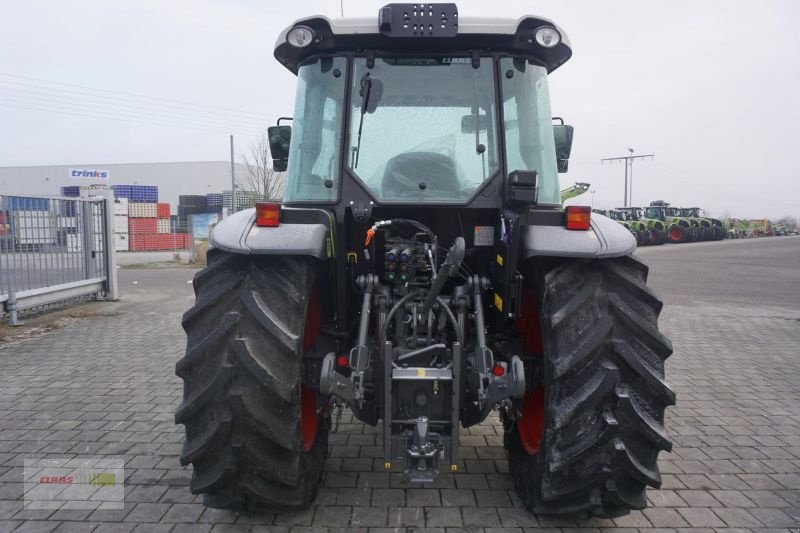 Traktor van het type CLAAS AXOS 240 ADVANCED, Neumaschine in Fridolfing (Foto 5)