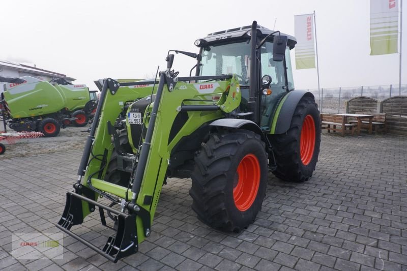 Traktor des Typs CLAAS AXOS 240 ADVANCED, Vorführmaschine in Obersöchering (Bild 2)