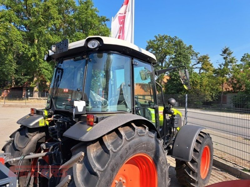 Traktor van het type CLAAS AXOS 240 Advanced, Neumaschine in Suhlendorf (Foto 2)