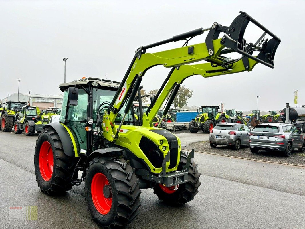 Traktor типа CLAAS AXOS 240, Frontlader FL 60 E nur 42 h !, Gebrauchtmaschine в Molbergen (Фотография 2)