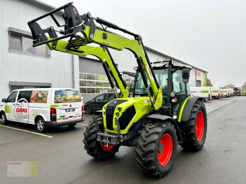 Traktor van het type CLAAS AXOS 240, Frontlader FL 60 E nur 42 h !, Gebrauchtmaschine in Molbergen (Foto 1)