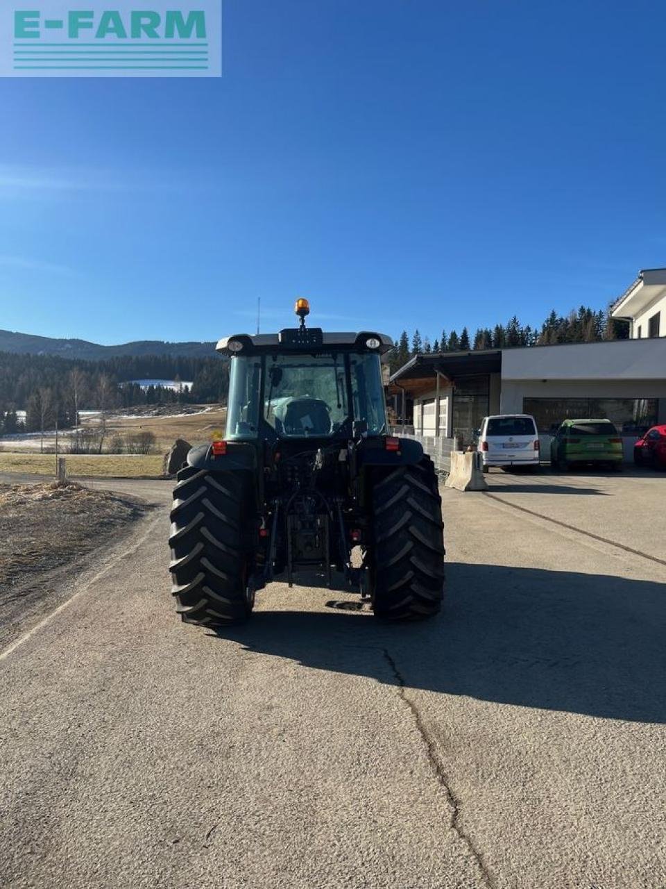 Traktor от тип CLAAS axos 240, Gebrauchtmaschine в MÜHLEN (Снимка 7)