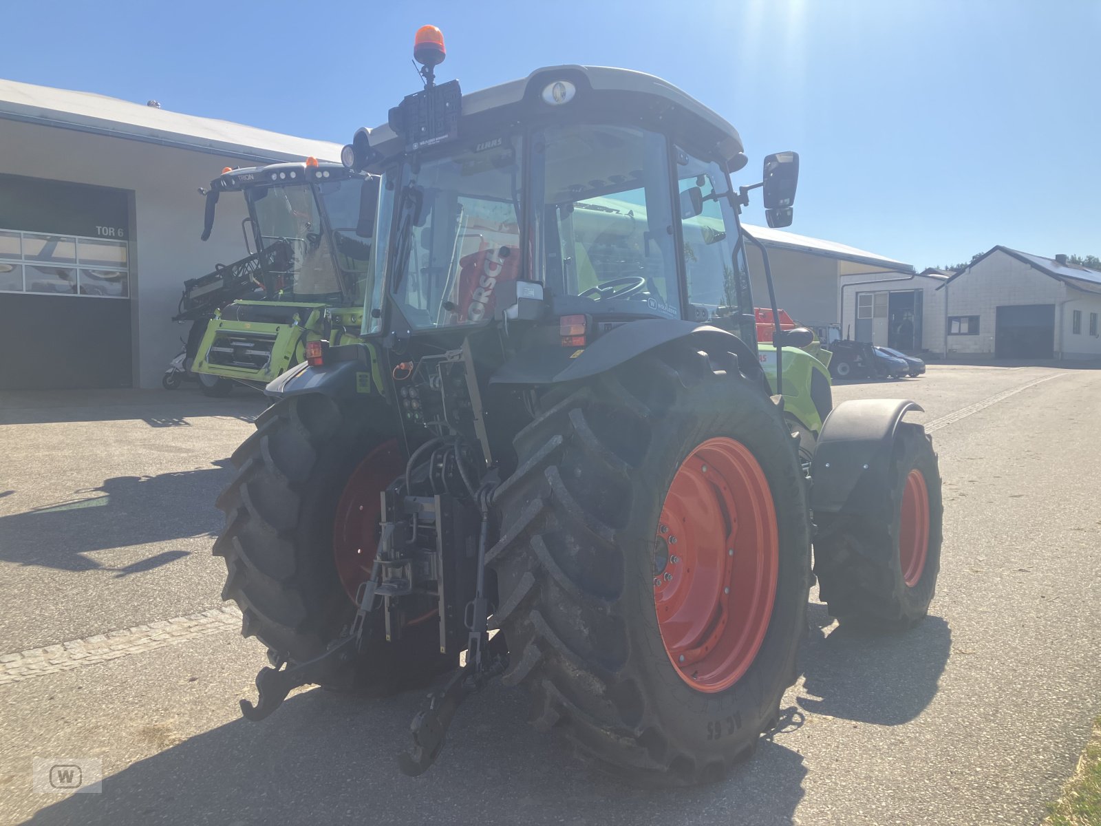 Traktor of the type CLAAS Axos 240, Neumaschine in Zell an der Pram (Picture 5)