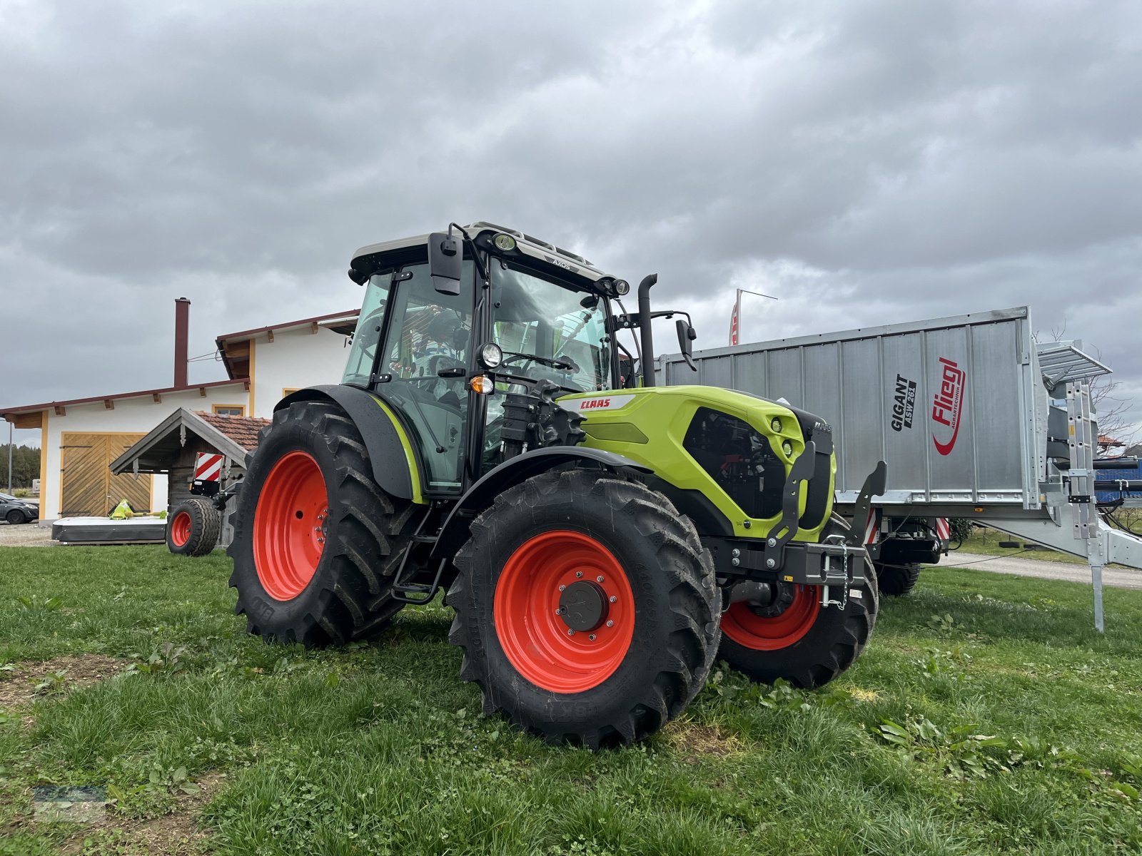 Traktor del tipo CLAAS Axos 240, Neumaschine en Schnaitsee (Imagen 2)