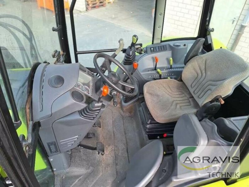 Traktor del tipo CLAAS AXOS 310 C, Gebrauchtmaschine en Warburg (Imagen 5)