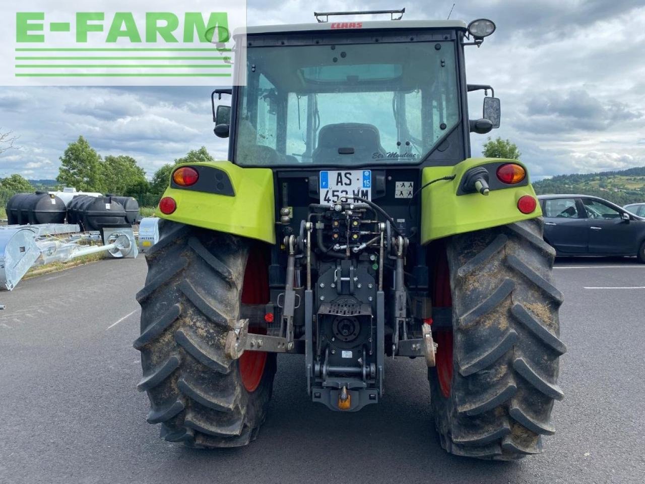 Traktor του τύπου CLAAS axos 310 ( destockage ), Gebrauchtmaschine σε Ytrac (Φωτογραφία 9)