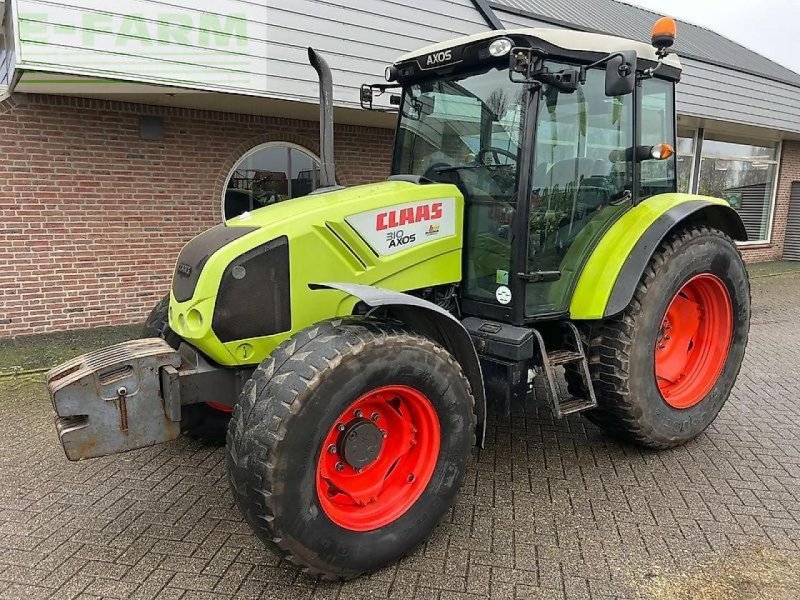 Traktor of the type CLAAS axos 310, Gebrauchtmaschine in ag BROEKLAND (Picture 1)