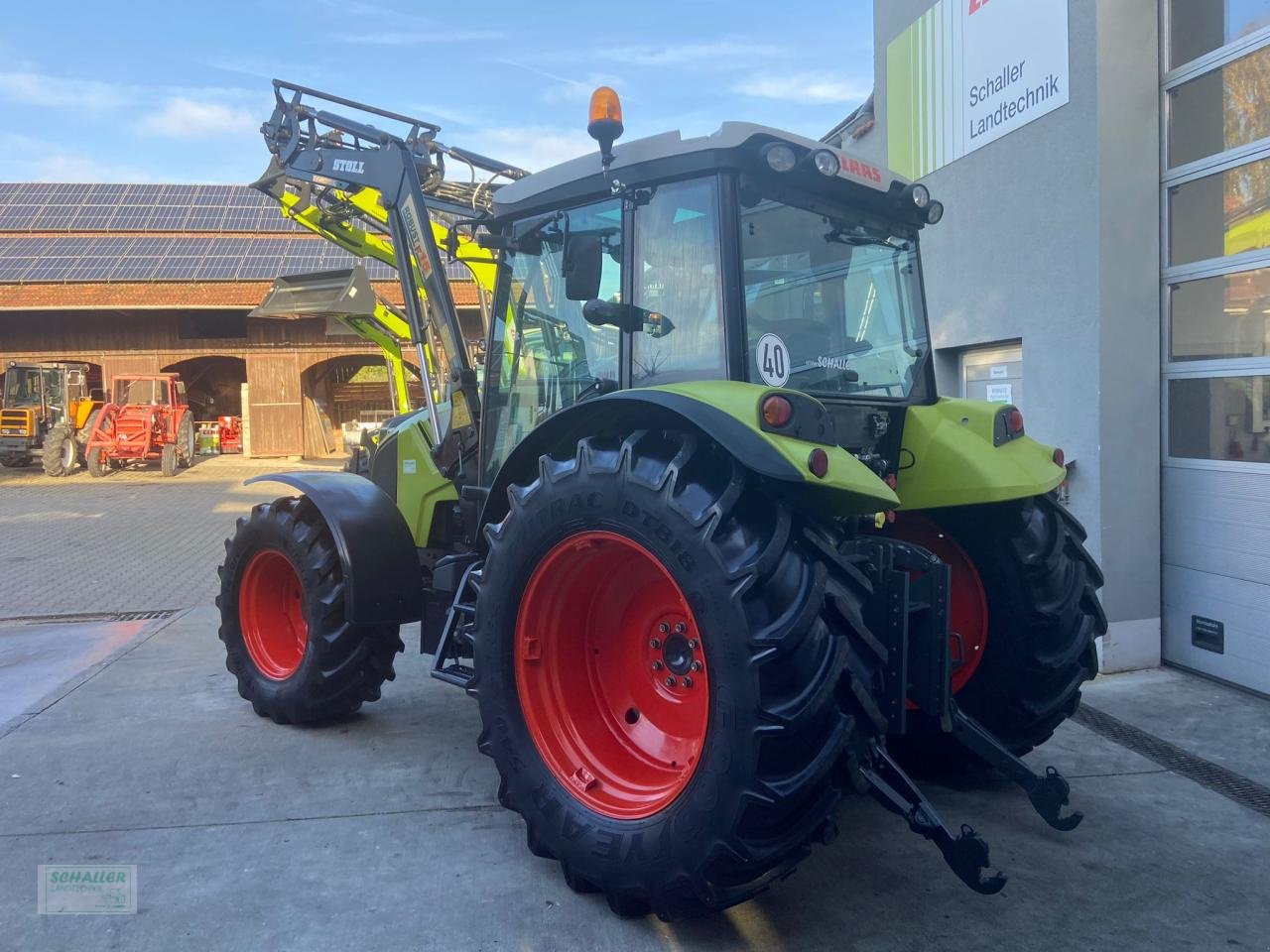 Traktor des Typs CLAAS Axos 320 CX m. Stoll FL, Klima, Gebrauchtmaschine in Geiselhöring (Bild 4)