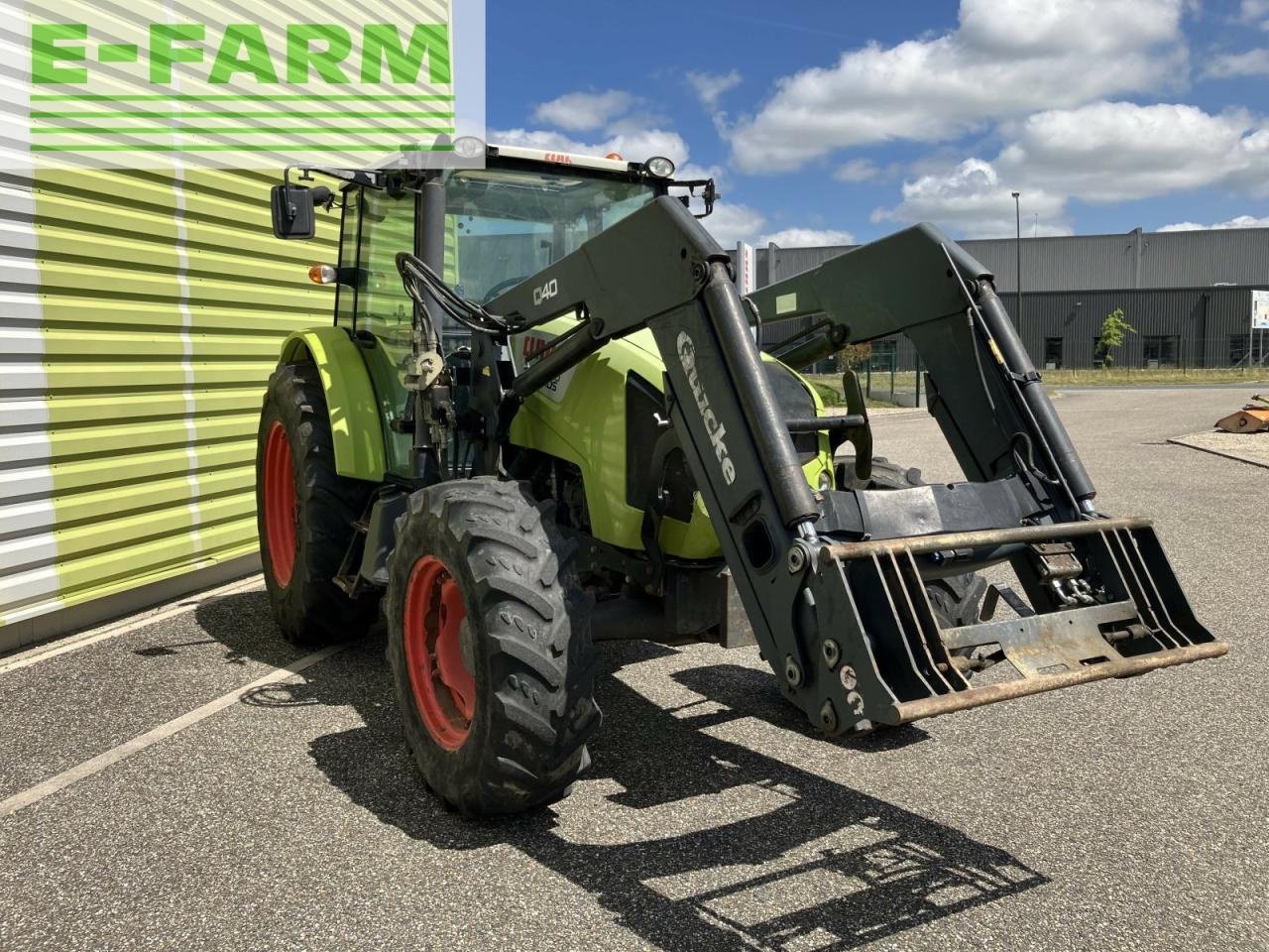 Traktor del tipo CLAAS axos 330 cx + quicke q40 CX, Gebrauchtmaschine en AILLAS (33 - GIRONDE) (Imagen 7)