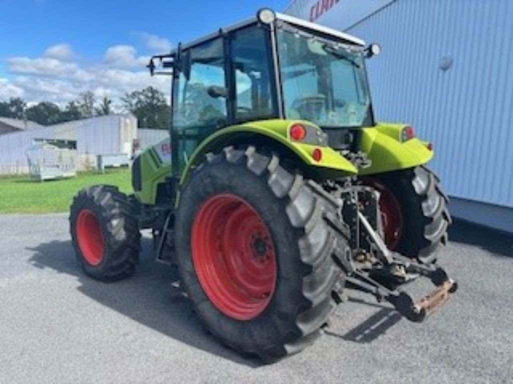 Traktor van het type CLAAS AXOS 330, Gebrauchtmaschine in SAINTE GENEVIEVE SUR AGENCE (Foto 2)