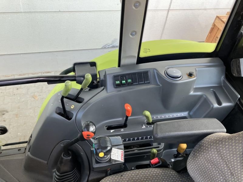 Traktor Türe ait CLAAS AXOS 340 CX mit Stoll FZ 10, Gebrauchtmaschine içinde Birgland (resim 24)