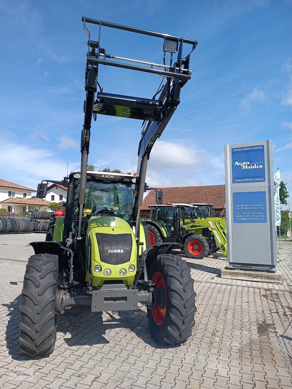 Traktor типа CLAAS Axos 340 CX, Gebrauchtmaschine в Moosthenning (Фотография 4)