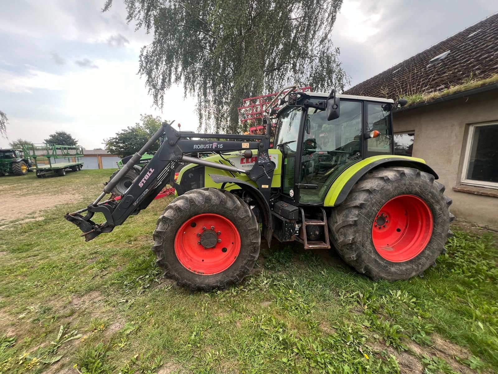 Traktor van het type CLAAS Axos 340, Gebrauchtmaschine in Thürkow (Foto 2)