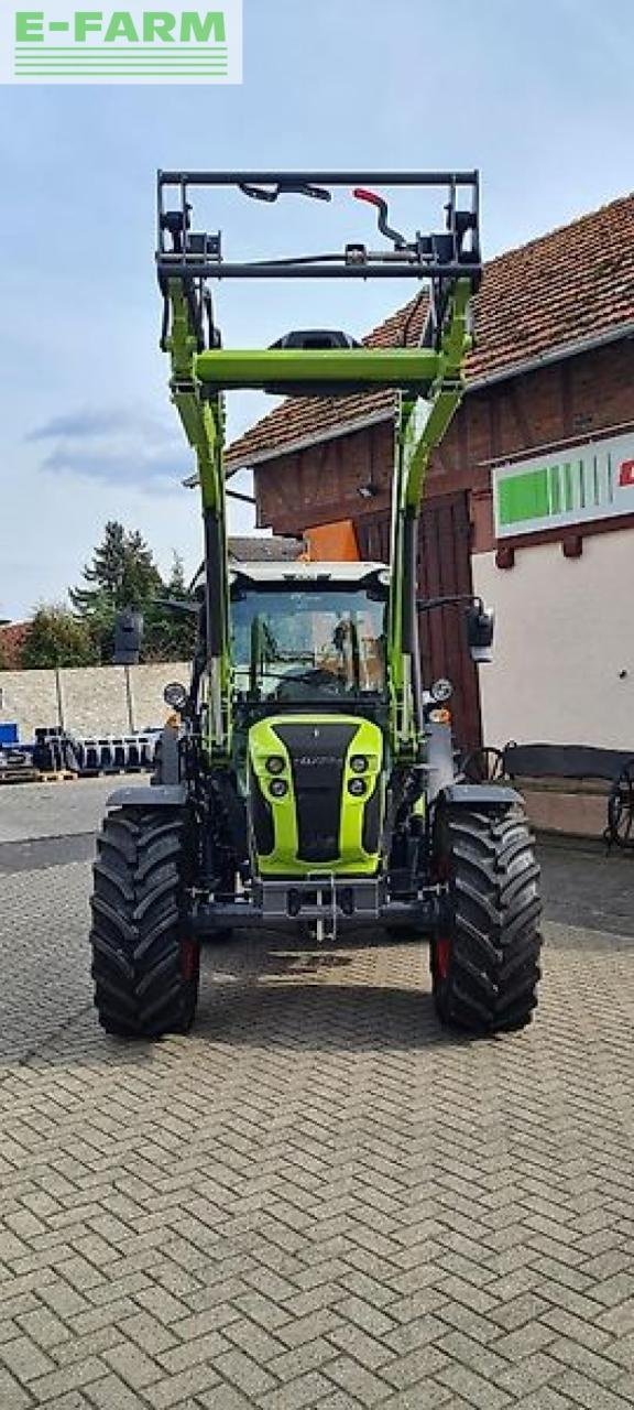 Traktor des Typs CLAAS axos 40 advanced, Gebrauchtmaschine in WALDKAPPEL-BISCHHAUSEN (Bild 2)