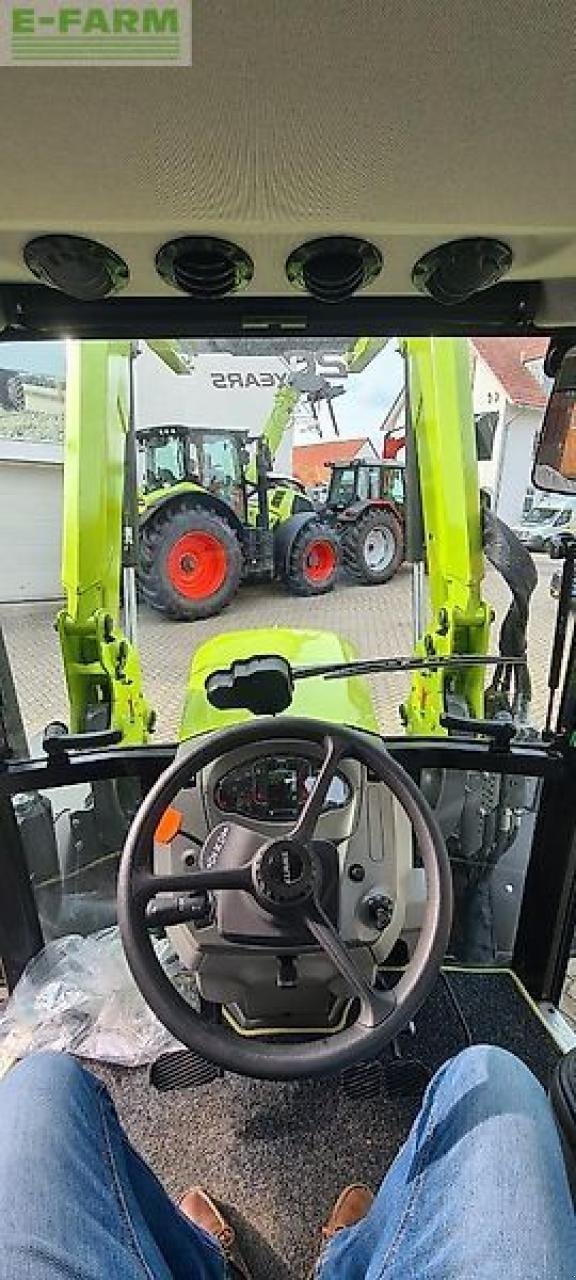 Traktor des Typs CLAAS axos 40 advanced, Gebrauchtmaschine in WALDKAPPEL-BISCHHAUSEN (Bild 12)