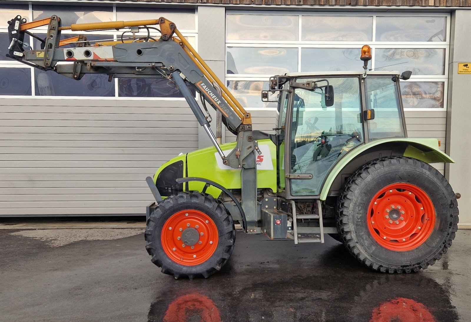 Traktor от тип CLAAS Celtis 426 RC, Gebrauchtmaschine в Neureichenau (Снимка 1)