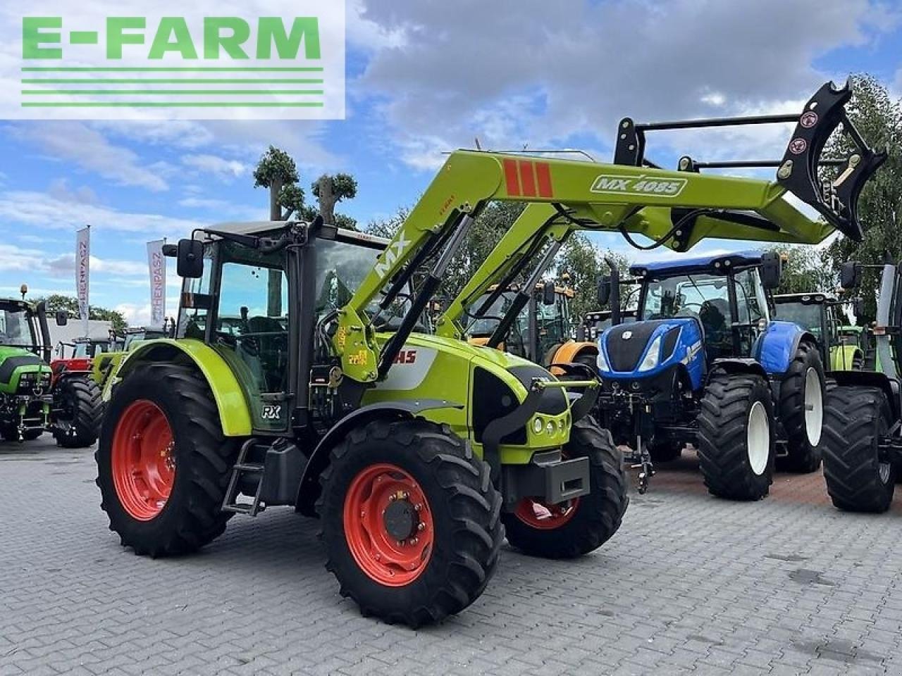 Traktor du type CLAAS celtis 446 plus rx + mailleux mx40-85, Gebrauchtmaschine en DAMAS?AWEK (Photo 4)