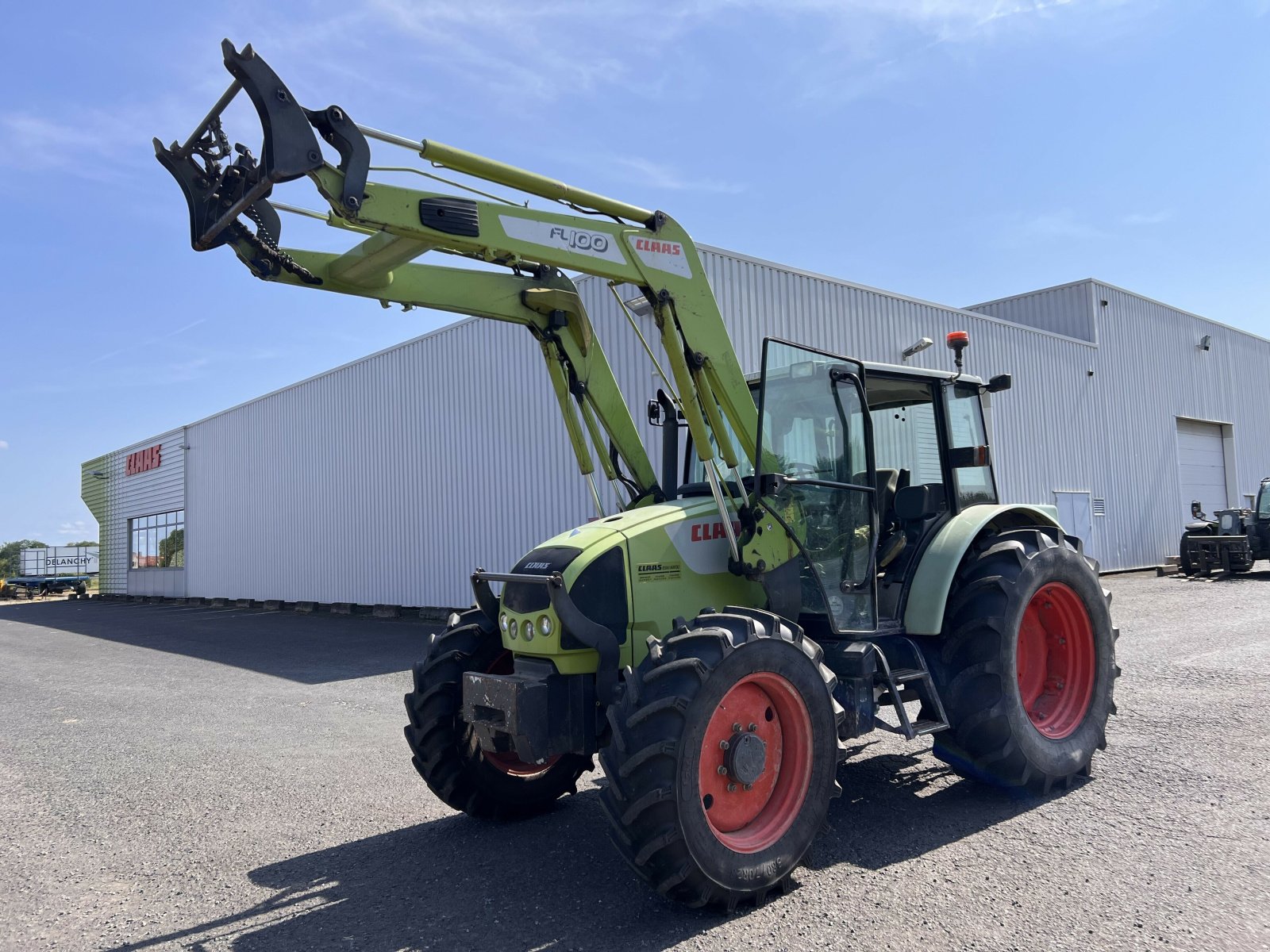 Traktor des Typs CLAAS CELTIS 456 RX AVEC FL100, Gebrauchtmaschine in Gannat (Bild 7)