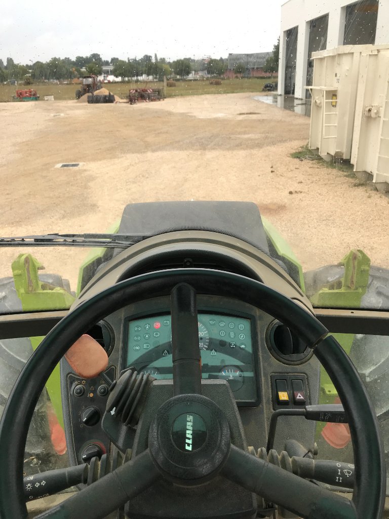 Traktor typu CLAAS CELTIS 456 RX, Gebrauchtmaschine w MORLHON LE HAUT (Zdjęcie 8)