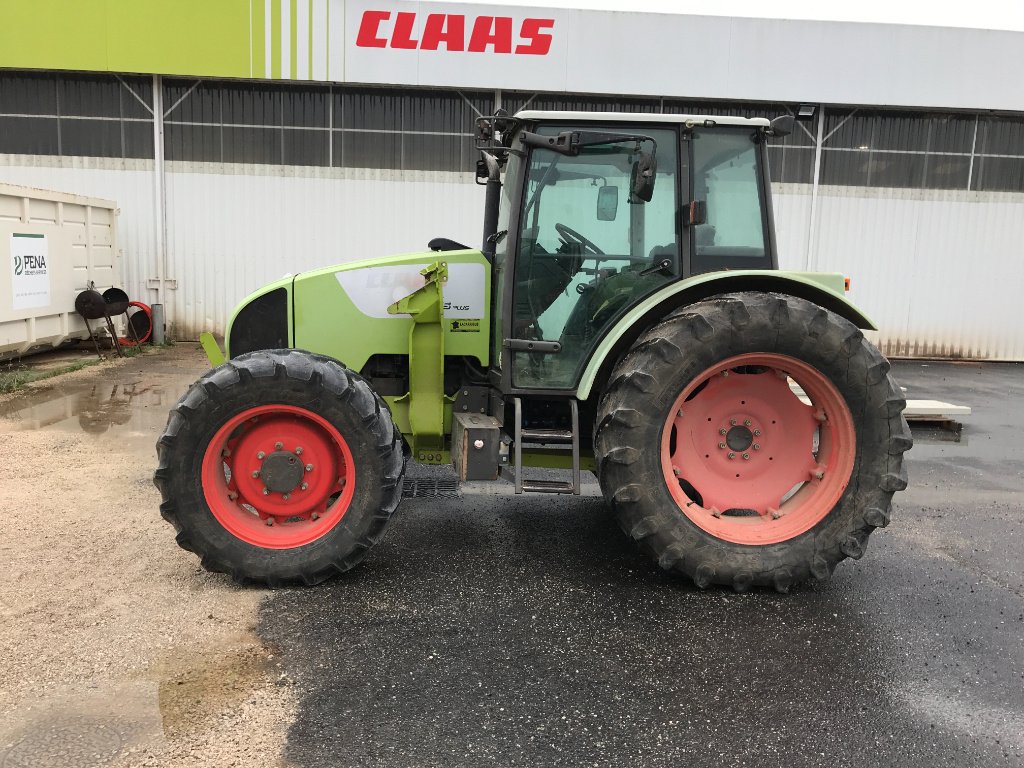 Traktor des Typs CLAAS CELTIS 456 RX, Gebrauchtmaschine in MORLHON LE HAUT (Bild 1)