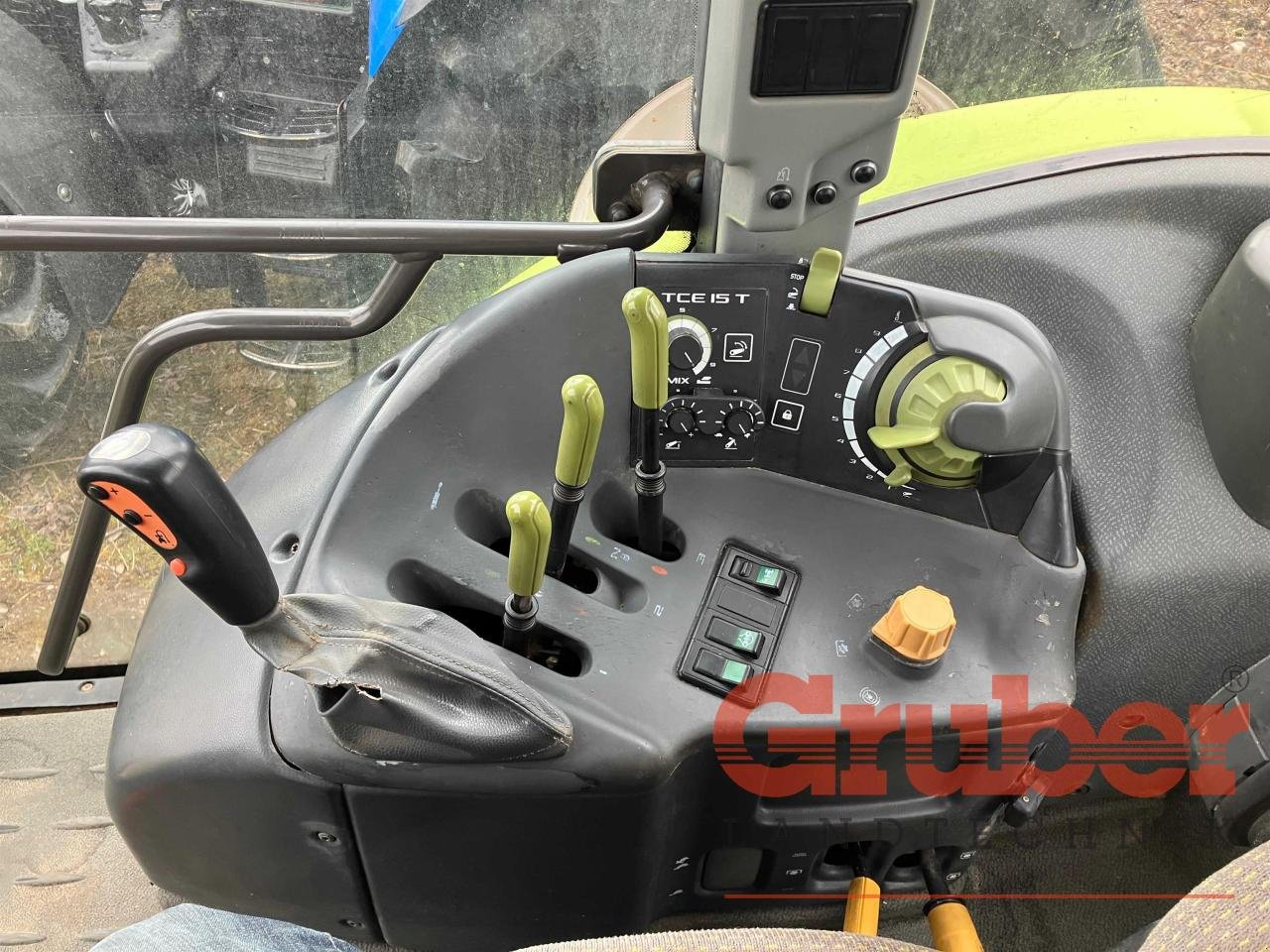 Traktor Türe ait CLAAS Claas Ares 577 ATZ, Gebrauchtmaschine içinde Ampfing (resim 8)