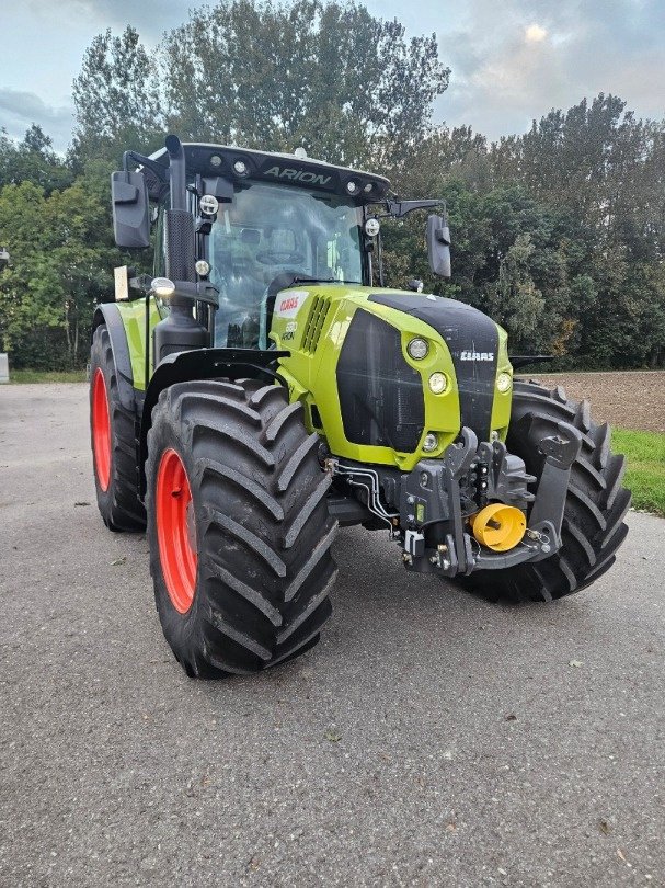 Traktor del tipo CLAAS Claas Arion 660 Cmatic Cebis, Ausstellungsmaschine In Domdidier (Immagine 5)