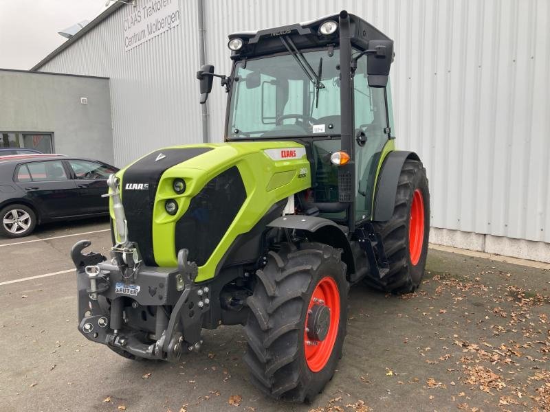 Traktor типа CLAAS CLAAS NEXOS 260 L, Gebrauchtmaschine в Molbergen (Фотография 1)