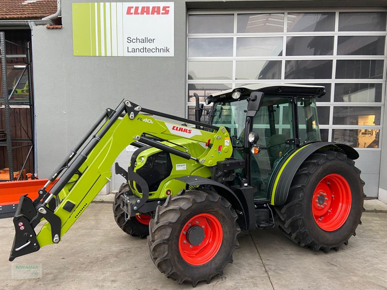 Traktor del tipo CLAAS Elios 210 auf Wunsch mit FL FH Beifahrersitz, Neumaschine In Geiselhöring (Immagine 1)