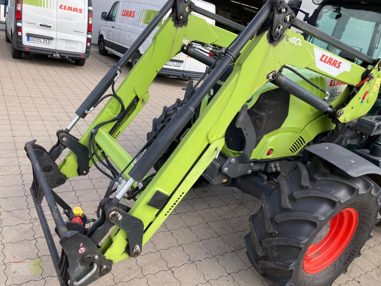 Traktor des Typs CLAAS ELIOS 210 CONCEPT, Frontlader FL 40 E, Kriechgang, Klima, Druckluft, nur 2.572 h !, Gebrauchtmaschine in Ankum (Bild 15)