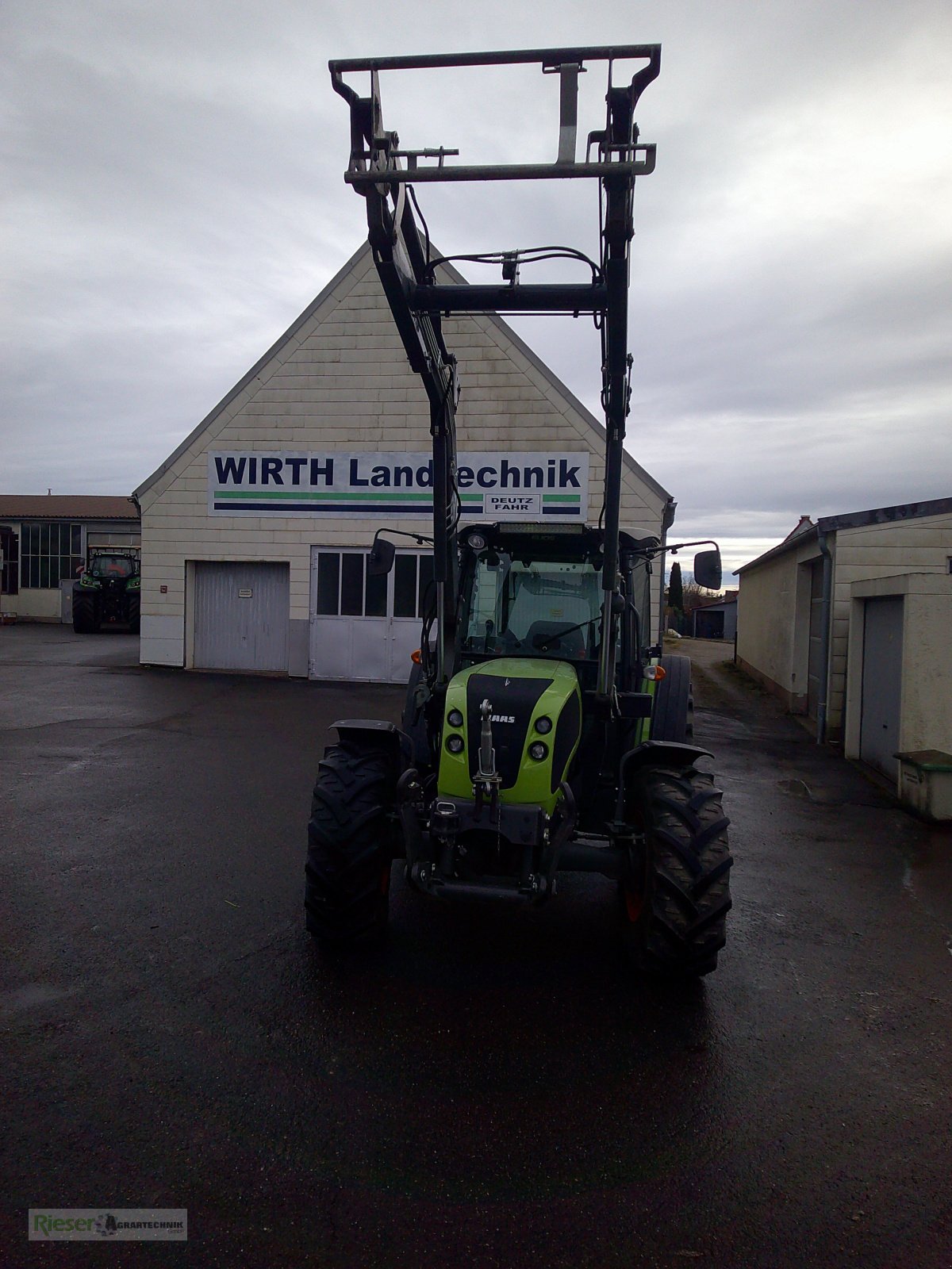 Traktor a típus CLAAS Elios 210 "Druckluftanlage, Frontkraftheber, Frontladeranbauteile", Gebrauchtmaschine ekkor: Nördlingen (Kép 5)