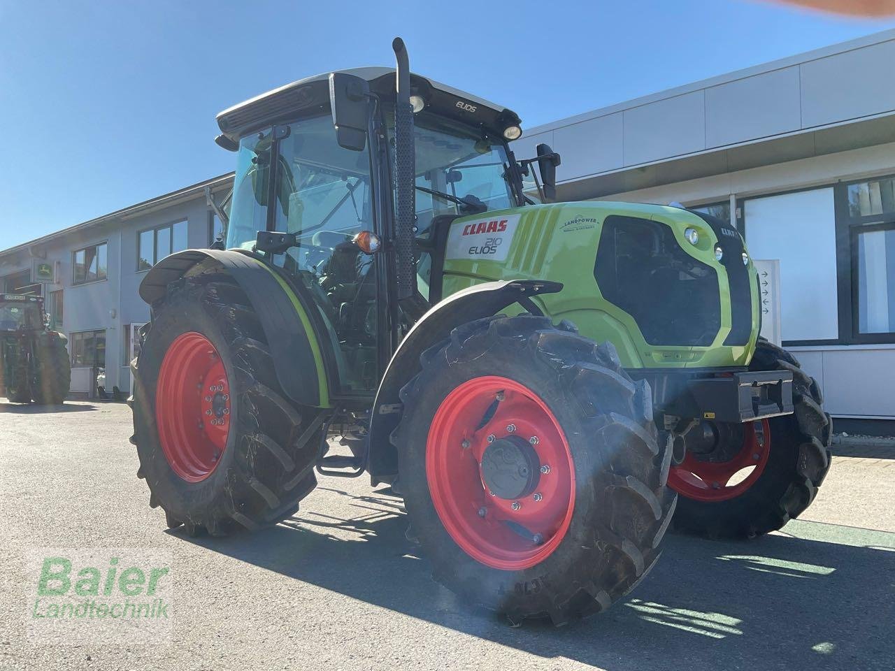 Traktor typu CLAAS Elios 210, Gebrauchtmaschine w OBERNDORF-HOCHMOESSINGEN (Zdjęcie 1)